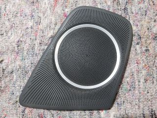 bontott AUDI A4 B8 Jobb hátsó Kis Hangszóró Burkolat