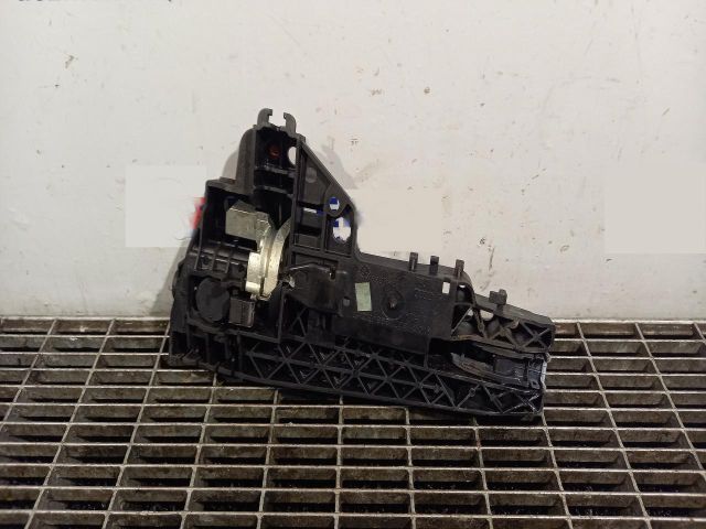 bontott AUDI A4 B8 Jobb hátsó Külső Kilincs