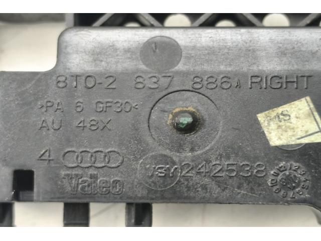 bontott AUDI A4 B8 Jobb hátsó Külső Kilincsfészek