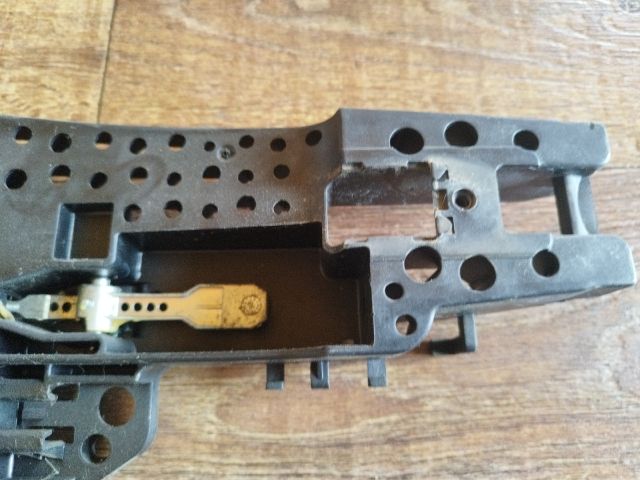 bontott AUDI A4 B8 Jobb hátsó Külső Kilincsfészek