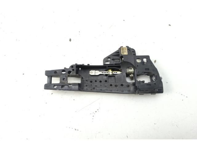 bontott AUDI A4 B8 Jobb hátsó Külső Kilincsfészek