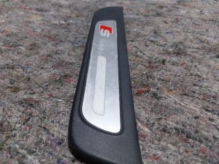 bontott AUDI A4 B8 Jobb hátsó Küszöb Díszléc