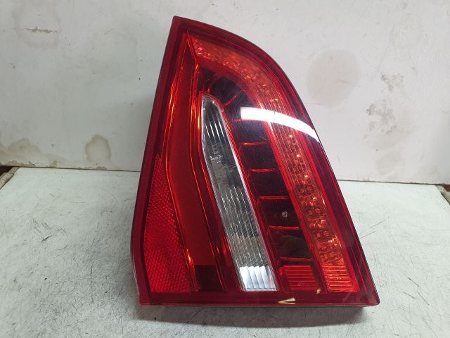 bontott AUDI A4 B8 Jobb Hátsó Lámpa