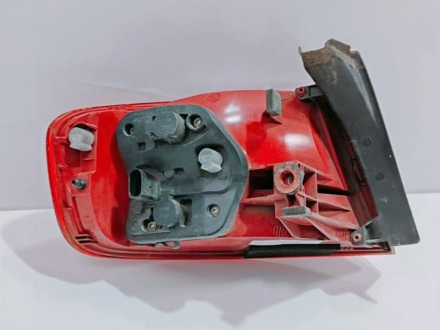 bontott AUDI A4 B8 Jobb Hátsó Lámpa