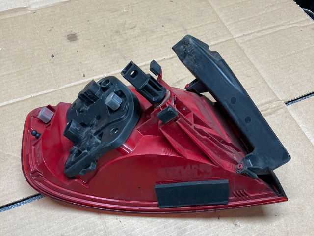 bontott AUDI A4 B8 Jobb Hátsó Lámpa