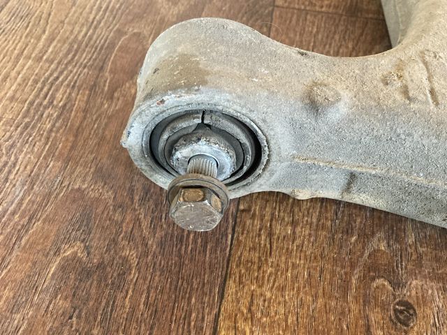 bontott AUDI A4 B8 Jobb hátsó Lengőkar