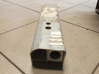 bontott AUDI A4 B8 Jobb hátsó Lökhárító Merevítő (Fém)