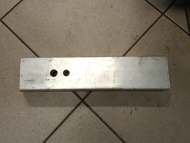 bontott AUDI A4 B8 Jobb hátsó Lökhárító Merevítő (Fém)