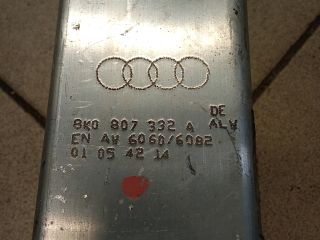 bontott AUDI A4 B8 Jobb hátsó Lökhárító Merevítő (Fém)