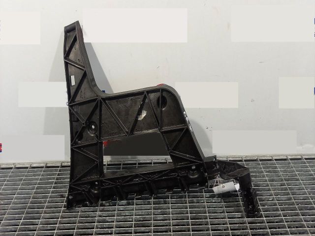 bontott AUDI A4 B8 Jobb hátsó Lökhárító Tartó (Műanyag)