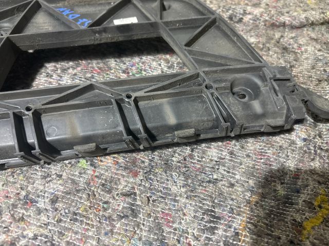 bontott AUDI A4 B8 Jobb hátsó Lökhárító Tartó (Műanyag)