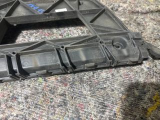 bontott AUDI A4 B8 Jobb hátsó Lökhárító Tartó (Műanyag)