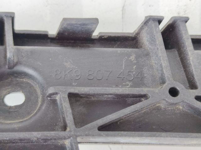 bontott AUDI A4 B8 Jobb hátsó Lökhárító Tartó (Műanyag)