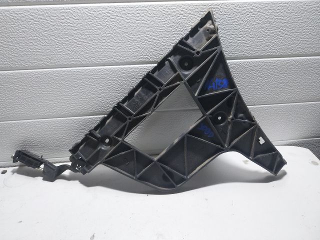 bontott AUDI A4 B8 Jobb hátsó Oldal Lökhárító Tartó (Műanyag)