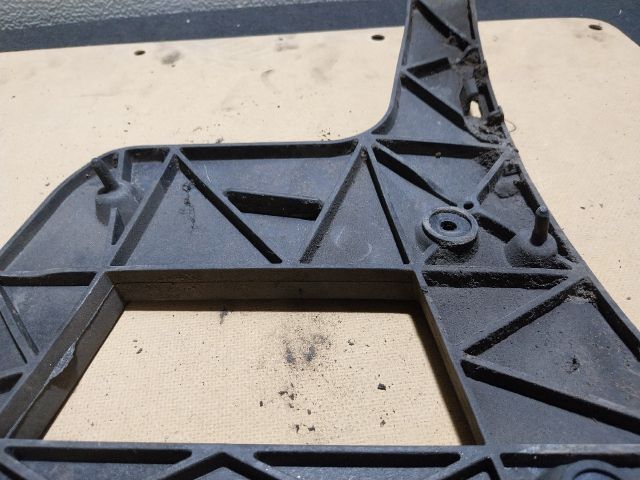 bontott AUDI A4 B8 Jobb hátsó Oldal Lökhárító Tartó (Műanyag)