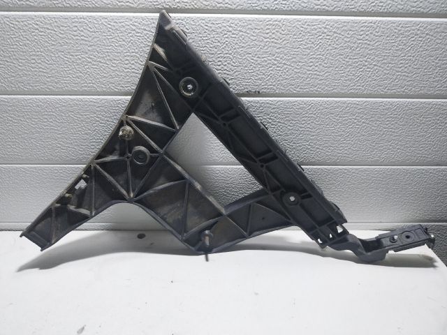 bontott AUDI A4 B8 Jobb hátsó Oldal Lökhárító Tartó (Műanyag)