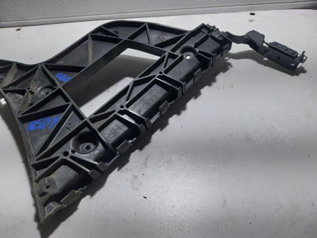 bontott AUDI A4 B8 Jobb hátsó Oldal Lökhárító Tartó (Műanyag)