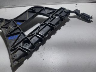 bontott AUDI A4 B8 Jobb hátsó Oldal Lökhárító Tartó (Műanyag)