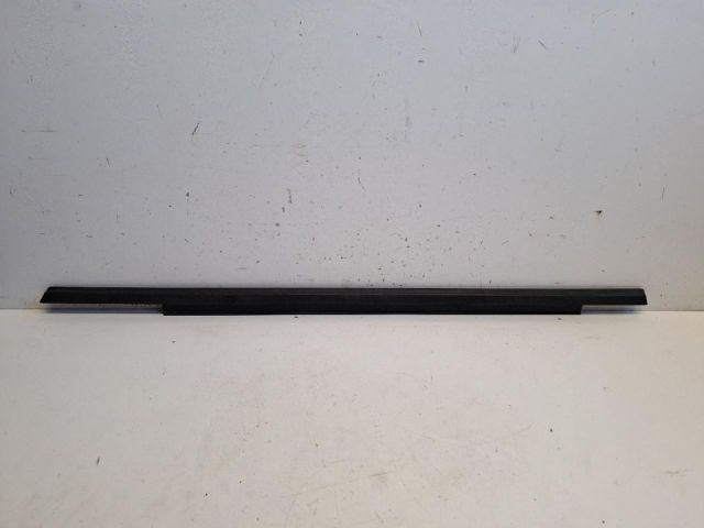 bontott AUDI A4 B8 Jobb hátsó Vízlehúzó Gumicsík