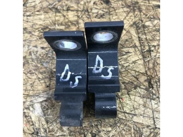 bontott AUDI A4 B8 Jobb hátsó Zsanér