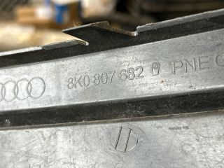 bontott AUDI A4 B8 Jobb Ködlámpa Rács