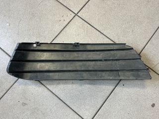 bontott AUDI A4 B8 Jobb Ködlámpa Rács