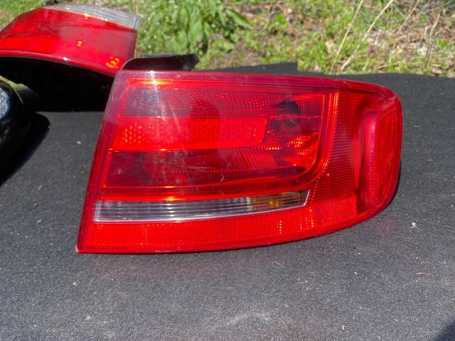 bontott AUDI A4 B8 Jobb Külső Hátsó Lámpa