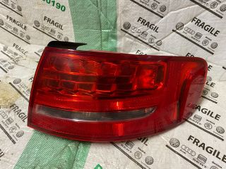bontott AUDI A4 B8 Jobb Külső Hátsó Lámpa