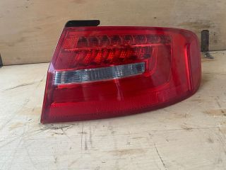 bontott AUDI A4 B8 Jobb Külső Hátsó Lámpa