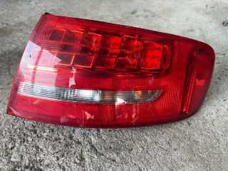 bontott AUDI A4 B8 Jobb Külső Hátsó Lámpa