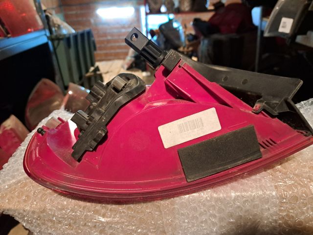 bontott AUDI A4 B8 Jobb Külső Hátsó Lámpa