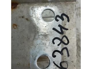 bontott AUDI A4 B8 Jobb Lökhárító Tartó Nyúlványvég