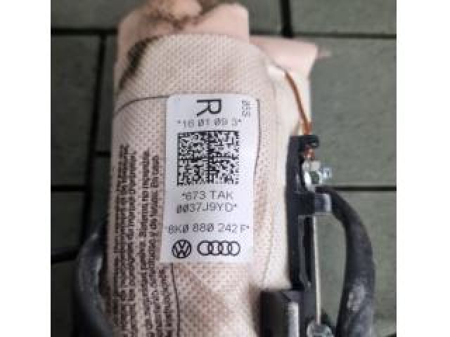 bontott AUDI A4 B8 Jobb Oldallégzsák