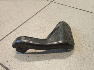 bontott AUDI A4 B8 Jobb Sárvédő Oldaltartó