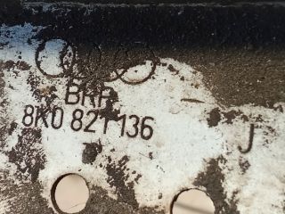 bontott AUDI A4 B8 Jobb Sárvédő Oldaltartó