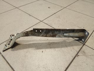 bontott AUDI A4 B8 Jobb Sárvédő Oldaltartó