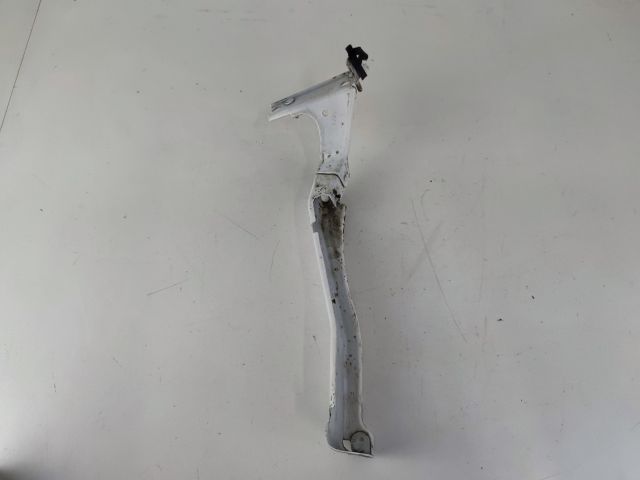 bontott AUDI A4 B8 Jobb Sárvédő Oldaltartó