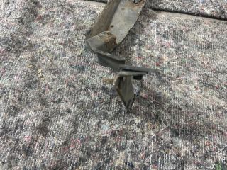 bontott AUDI A4 B8 Jobb Sárvédő Oldaltartó