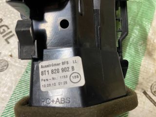 bontott AUDI A4 B8 Jobb Szellőző