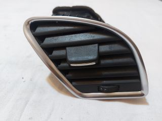 bontott AUDI A4 B8 Jobb Szellőző
