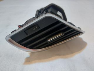 bontott AUDI A4 B8 Jobb Szellőző