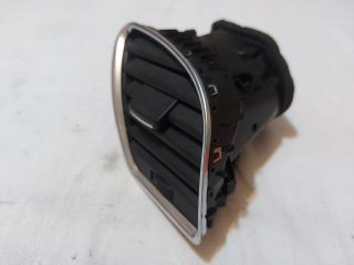 bontott AUDI A4 B8 Jobb Szellőző