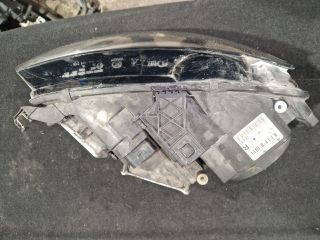bontott AUDI A4 B8 Jobb Xenon Fényszóró