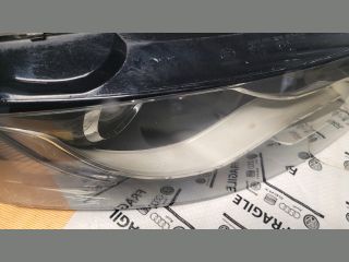 bontott AUDI A4 B8 Jobb Xenon Fényszóró