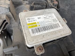 bontott AUDI A4 B8 Jobb Xenon Fényszóró