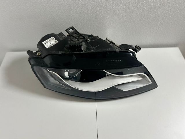 bontott AUDI A4 B8 Jobb Xenon Fényszóró
