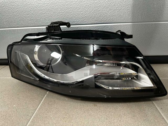bontott AUDI A4 B8 Jobb Xenon Fényszóró