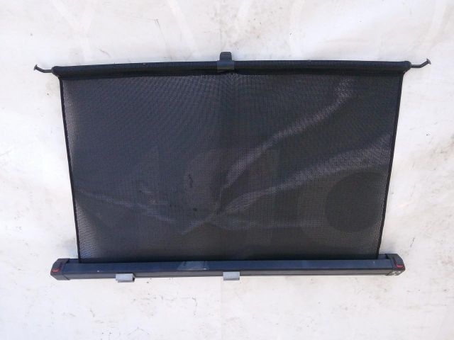 bontott AUDI A4 B8 Kalaptartó