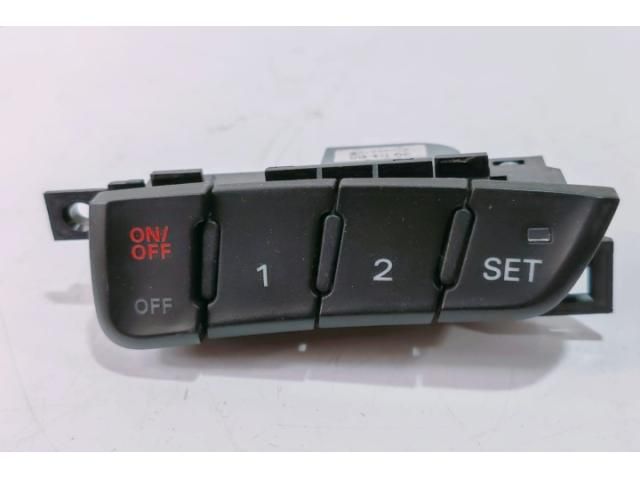 bontott AUDI A4 B8 Kapcsoló (Magában)