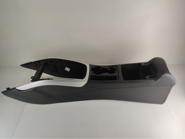 bontott AUDI A4 B8 Kardánbox